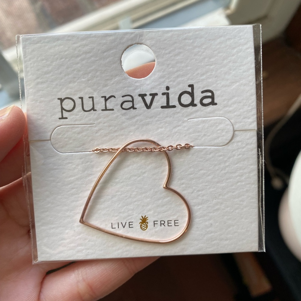 Rose gold heart necklace